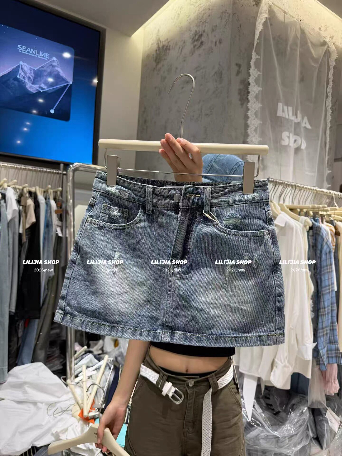 正品实拍2026新款韩版时尚百搭显瘦磨破牛仔半身裙女辣妹短裙裙裤