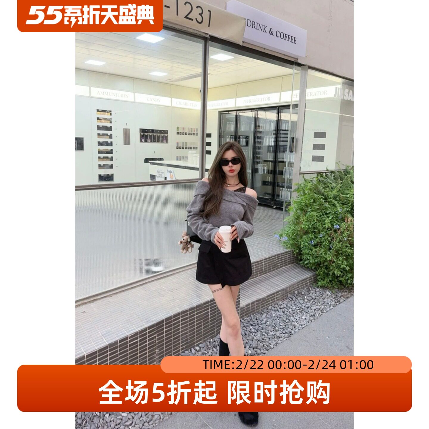 五折福利。 蕾丝拼接斜肩露锁骨针织衫女设计感小众毛衣上衣潮