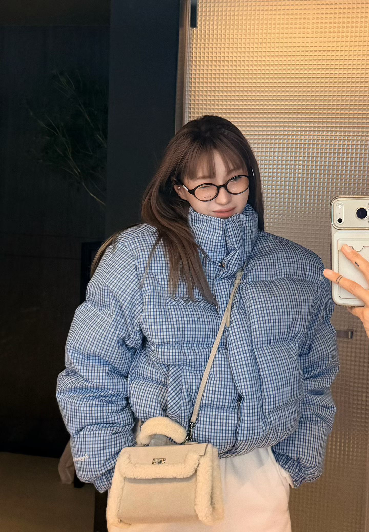 韩国东大门2025冬季新款韩版宽松休闲立领格子羽绒服女短款外套潮