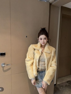 宽松翻领加厚保暖小个子皮草潮 韩版 米黄拼色兔毛外套2025冬季 新款
