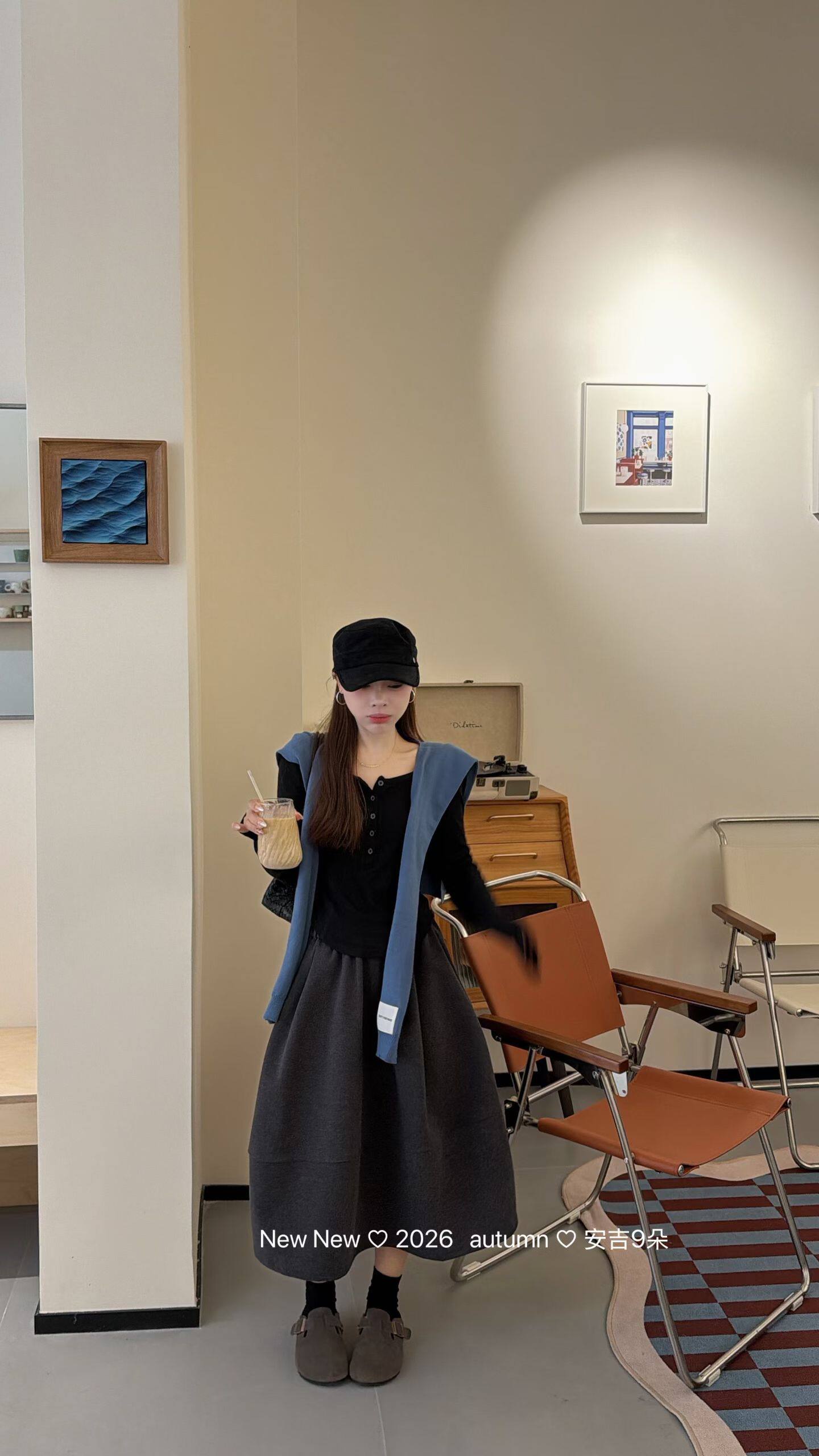 九月家 正品2026秋冬新款韩版修身显瘦百搭单排扣内搭打底衫T恤潮