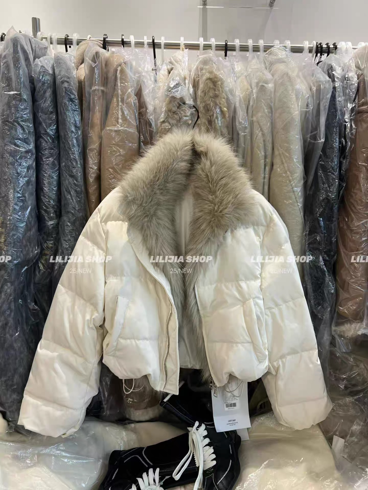 韩国东大门2025冬季新款韩版宽松休闲可拆卸毛领羽绒服女短外套潮