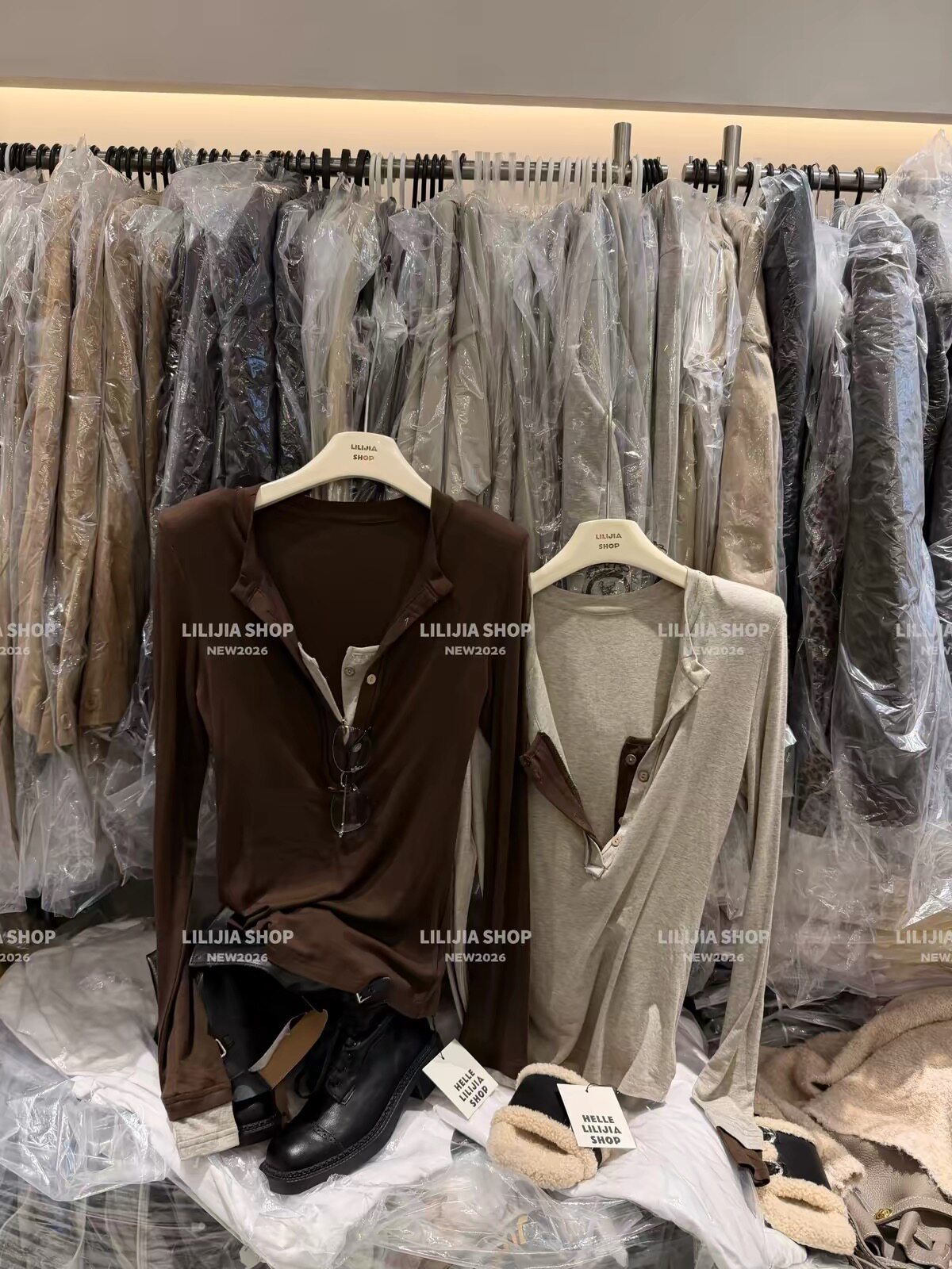 LiLijia正品韩版时尚百搭显瘦拼色假两件长袖T恤女修身打底衫上衣