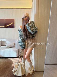 宽松连帽加绒加厚短外套女百搭保暖毛绒上衣潮 韩版 2025冬季 新款