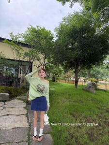 正品实拍2026夏季新款韩版宽松洋气慵懒风冰丝防晒印花T恤罩衫潮