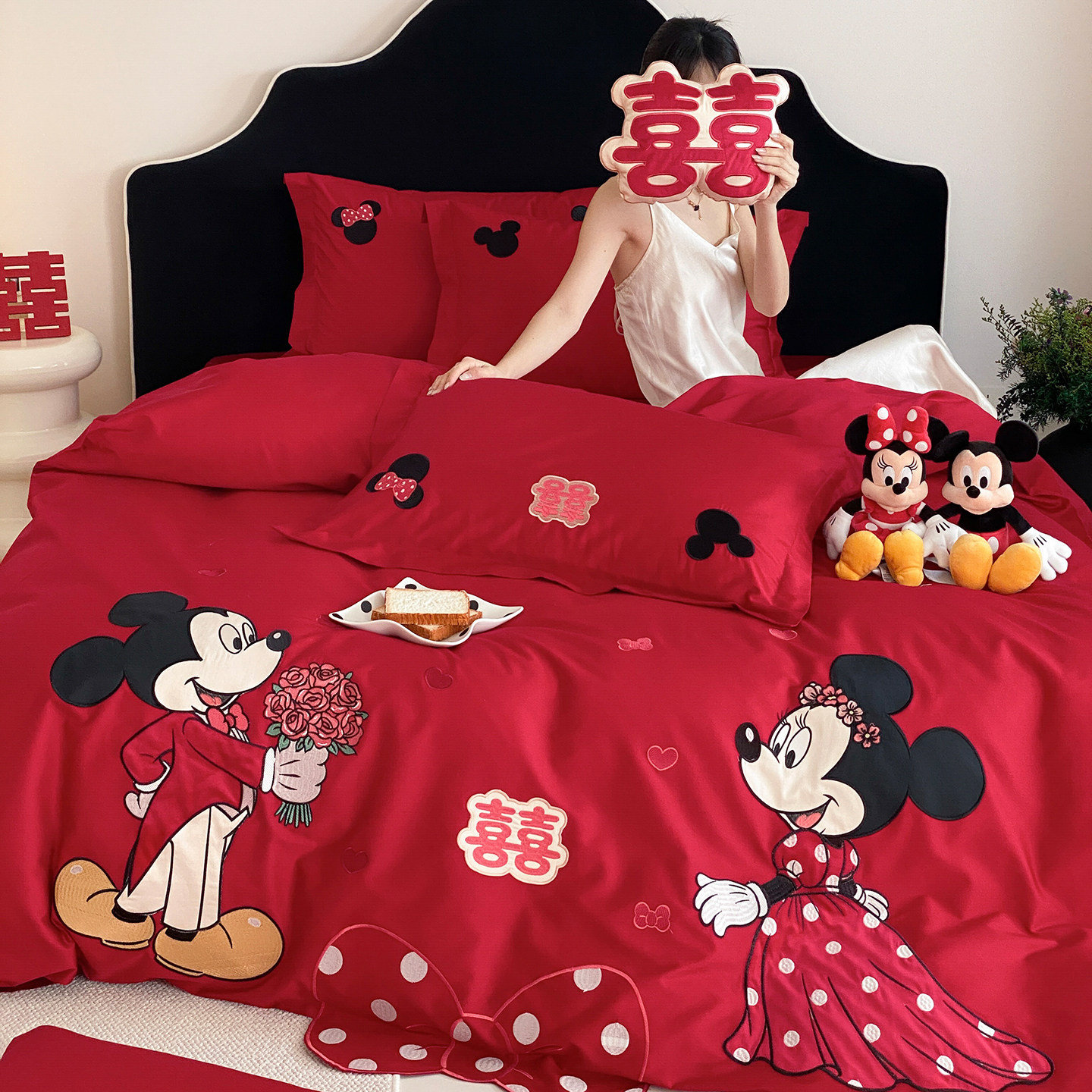 现代简约风红色卡通婚庆四件套纯棉长绒棉个性创意结婚床品年轻人,床上用品,婚庆床品套件,淘宝优惠券,粉丝福利购,淘宝优惠卷