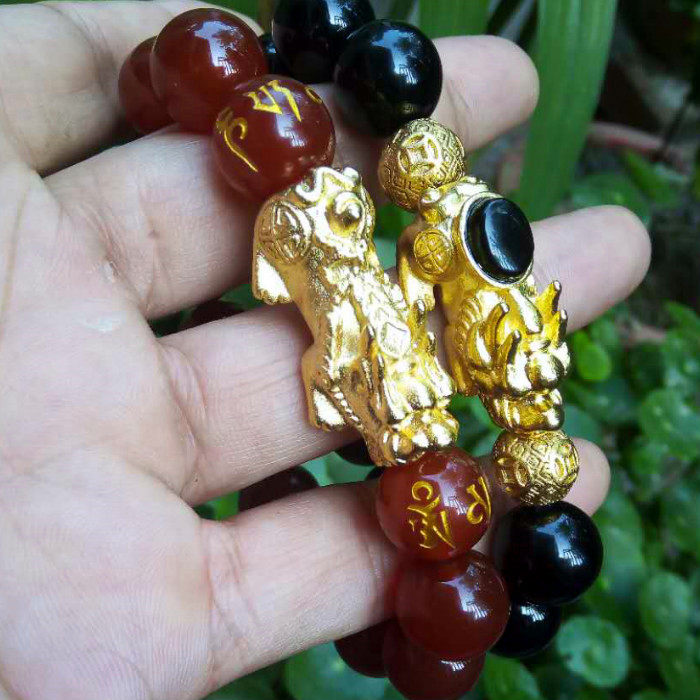 天然玛瑙本命年招财单圈手串
