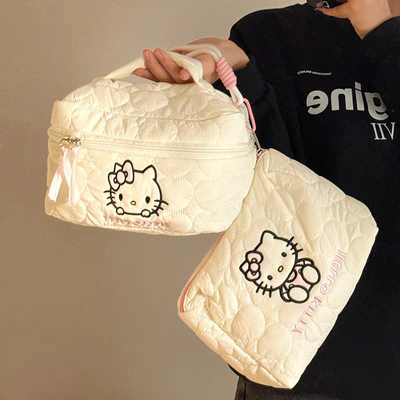 2024新款日系可爱手提化妆包女便携式大容量洗漱包护肤品收纳袋女