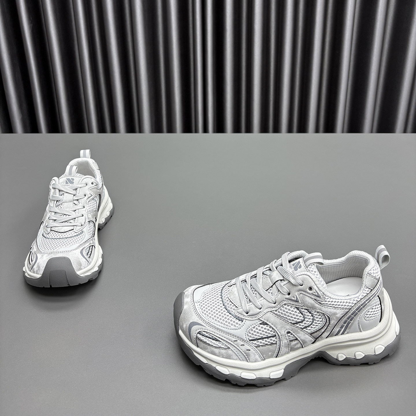 真皮网面老爹鞋女2026春季新款系带圆头厚底百搭牛皮休闲运动鞋潮,女鞋,老爹鞋,淘宝优惠券,粉丝福利购,淘宝优惠卷