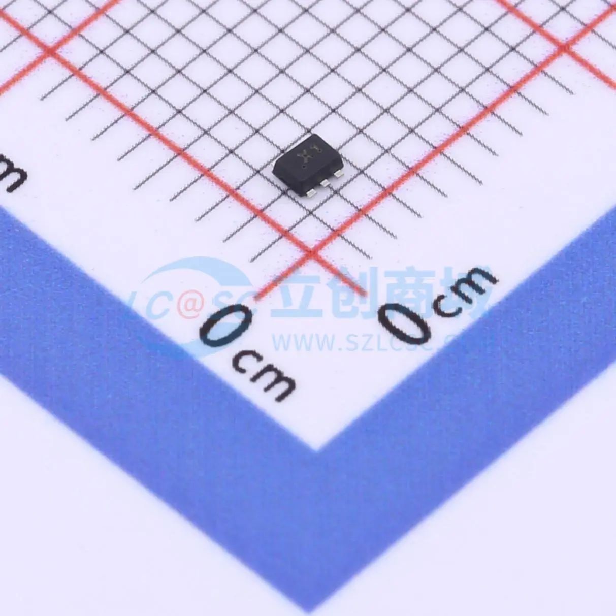 EMX1 三极管(BJT) SOT-563 EMX1