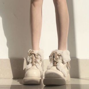 软妹少女白色靴女日系冬加绒学院风可爱厚底lolita雪地靴百搭短靴