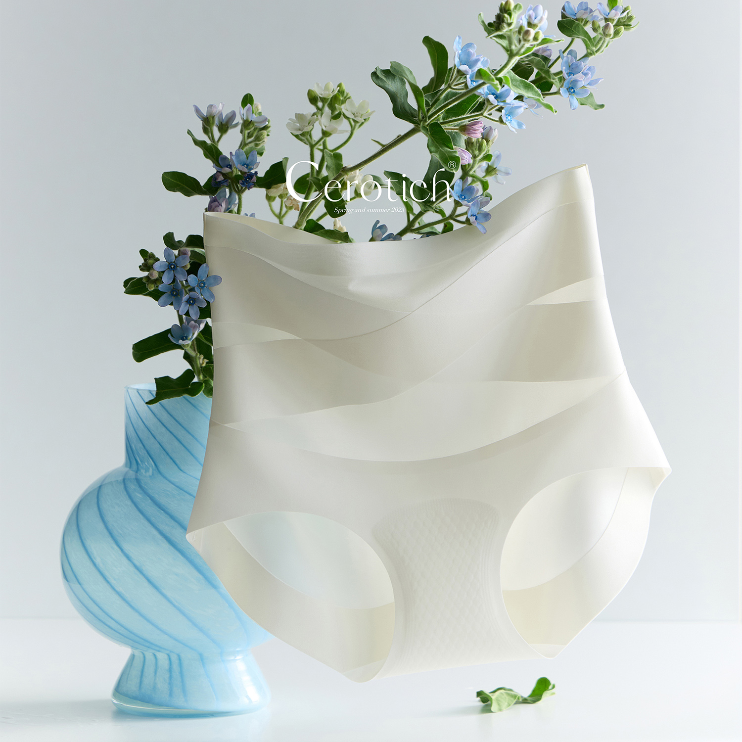 Cerotich7A抑菌无痕提臀收腹裤