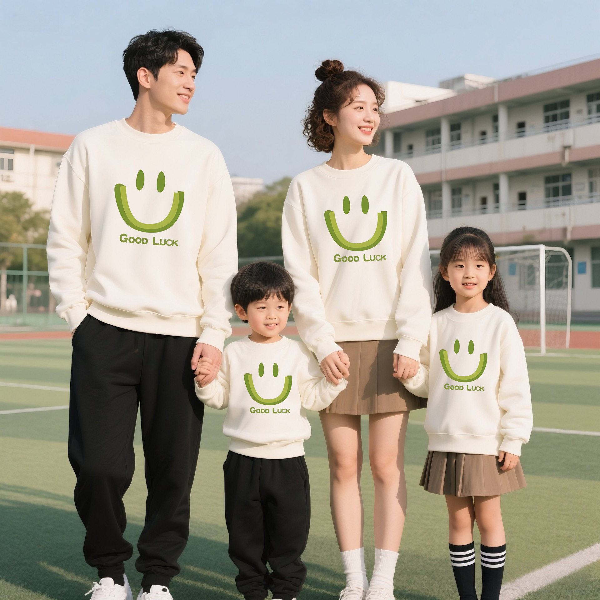 笑脸亲子装一家三口四口春秋季母子母女运动会服装全家福冬款卫衣