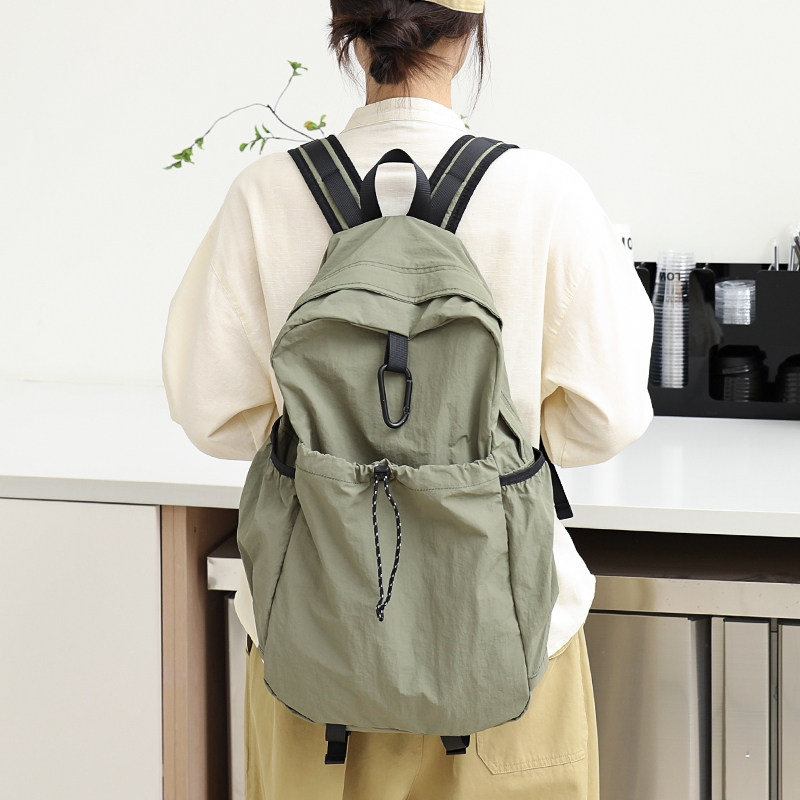 首尔学妹~小众设计休闲原宿风尼龙布轻便帆布双肩背包大容量书包