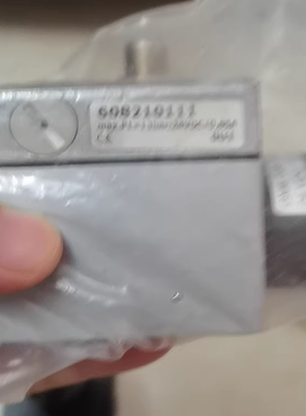 Sentronic D型控制器 698210111