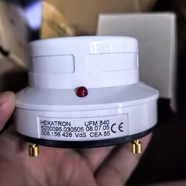 HEKATRON UFM 840 烟感探测器 光学传感器 5200095.030505