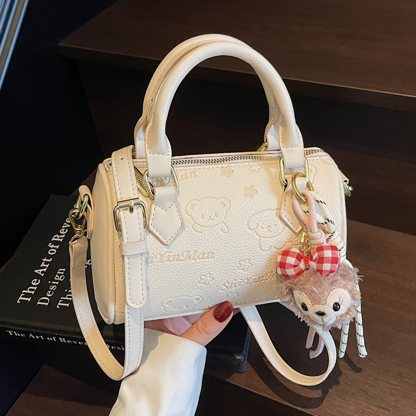 小众保龄球枕头包包女百搭手提斜挎包高级感可爱压花波士顿小方包,箱包皮具/热销女包/男包,小方包,淘宝优惠券,粉丝福利购,淘宝优惠卷