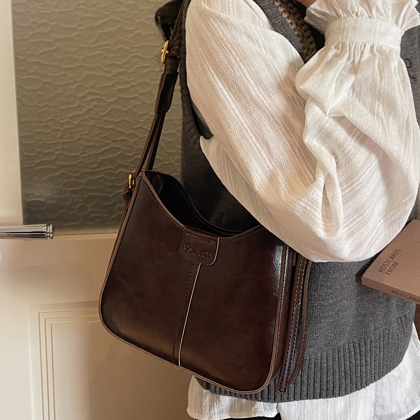 包包女2026新款复古水桶小方包