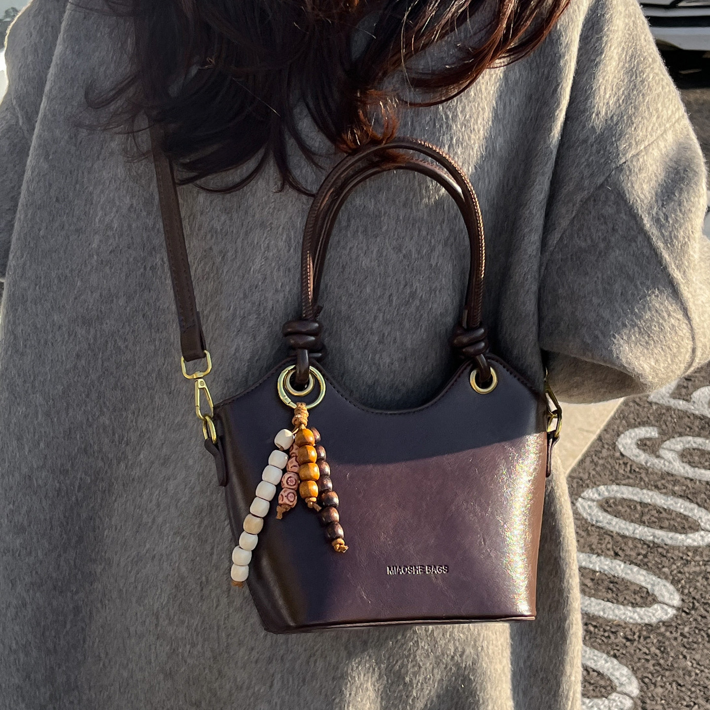 时尚手提水桶包女包百搭单肩斜挎包高级感新款菜篮子包简约托特包,箱包皮具/热销女包/男包,水桶包,淘宝优惠券,粉丝福利购,淘宝优惠卷