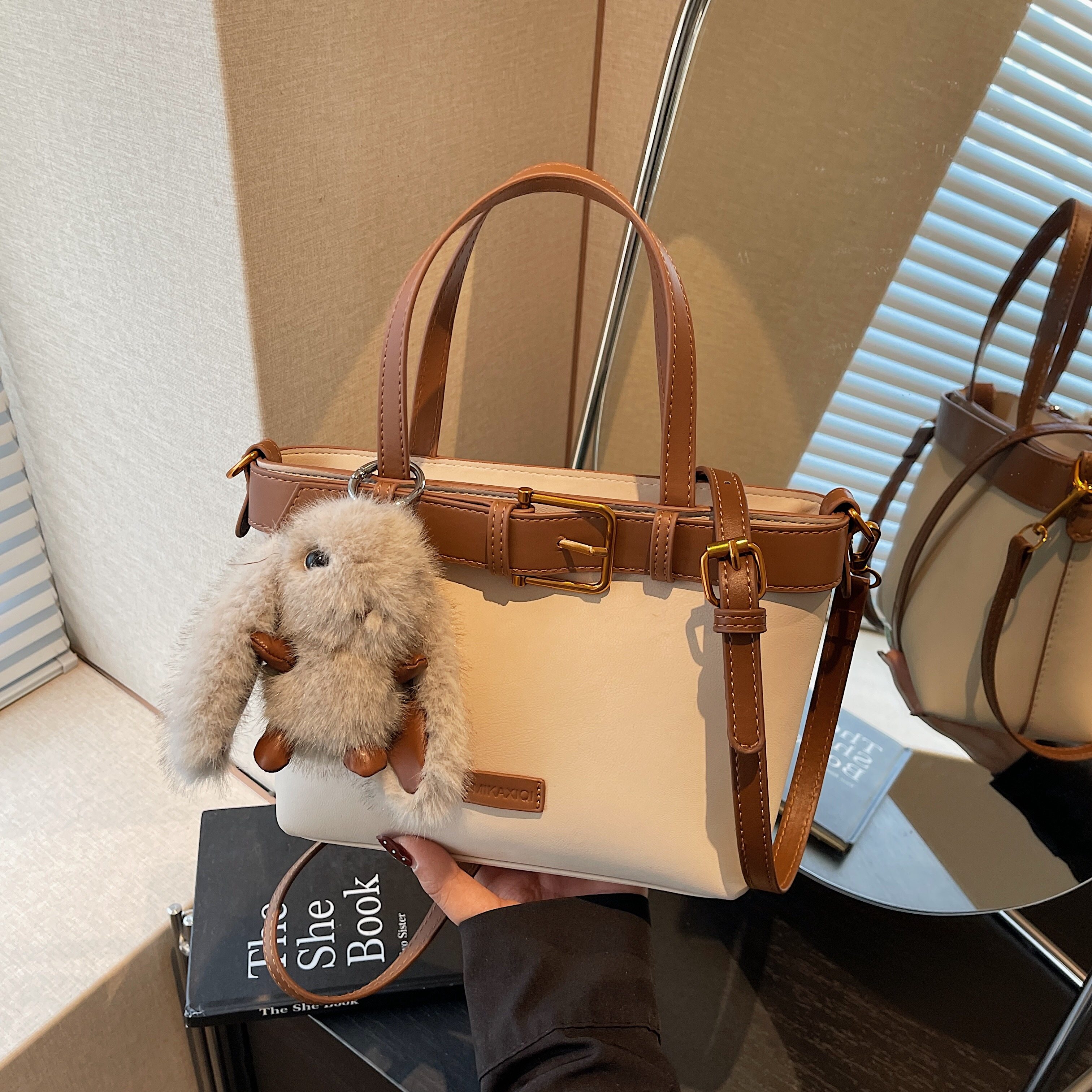 美拉德风小水桶包女2026新款时尚百搭菜篮子托特包撞色手提斜挎包,箱包皮具/热销女包/男包,水桶包,淘宝优惠券,粉丝福利购,淘宝优惠卷