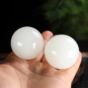 和田玉手球实心球玉石手把件手部康复健身玉球把玩件天然玉石把件
