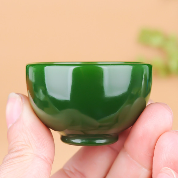 新疆和田玉碧玉功夫茶杯酒杯天然玉石菠菜绿碧玉碗玉茶具酒杯酒具