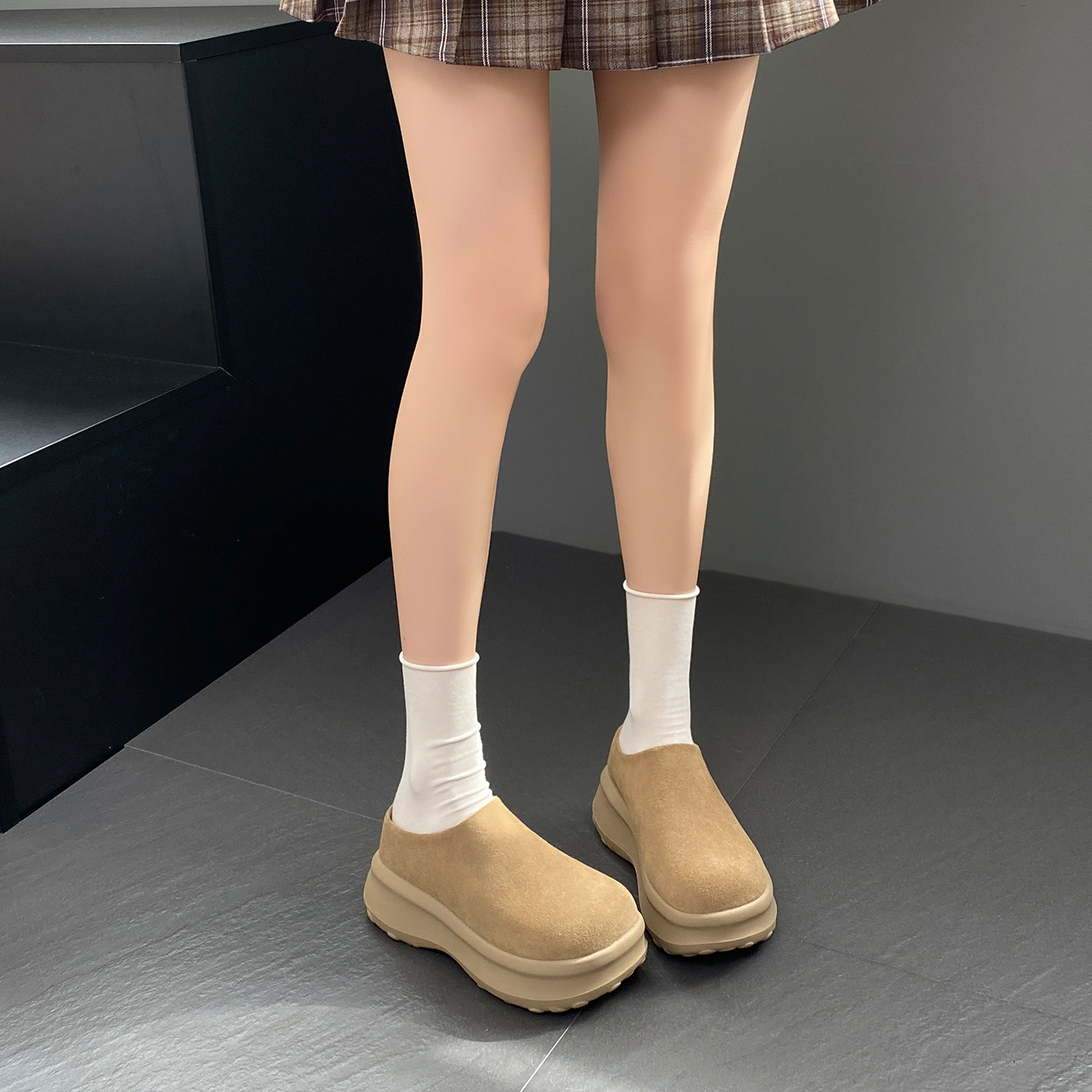 内增高10cm厚底勃肯鞋女2026新款春夏季懒人休闲全包半拖轻便单鞋图片