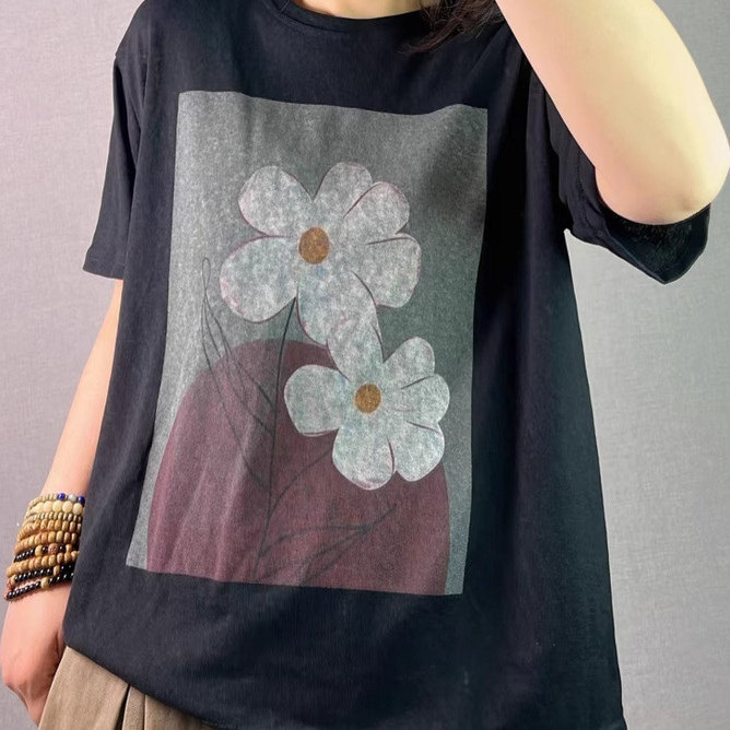 速达衣岩红复古印花T恤