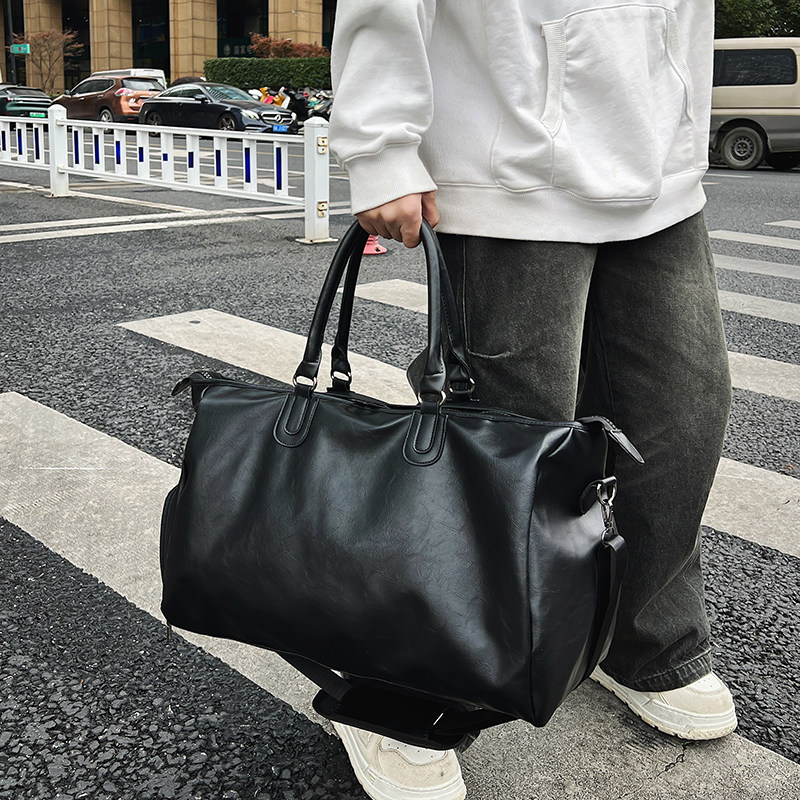 Clean Knоck正品健身包男士复古真皮单肩斜挎包手提旅行包大容量
