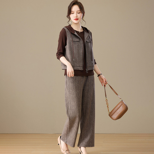 新款 女2025年春秋季 中老年休闲运动服三件套 运动套装 潮牌中年时尚