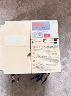 议价CIMR-V7CA23P7 安川变频器 3.7KW 220V 工控调速装置维修