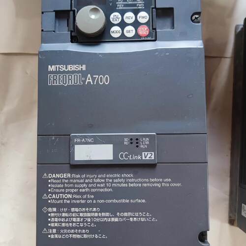 议价FR-A740-0.75KW A700 变频器 380V 400V CC-Link V2维修