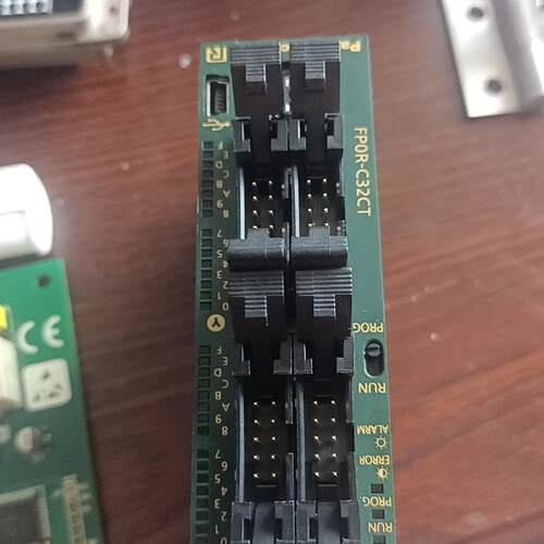 议价FP0R-C32CT 松下PLC模块 工控可编程控制器维修