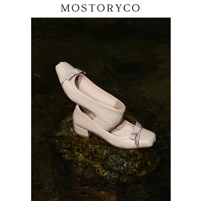 猪鼻子蝴蝶结全皮粗跟单鞋