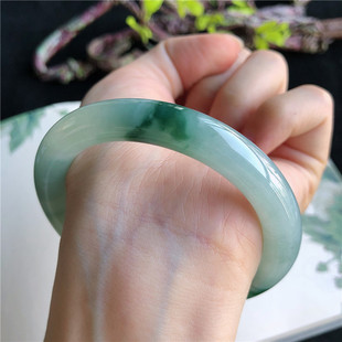 12月新品 天然翡翠57圈口冰糯种飘阳绿花圆条手镯正品3W61121