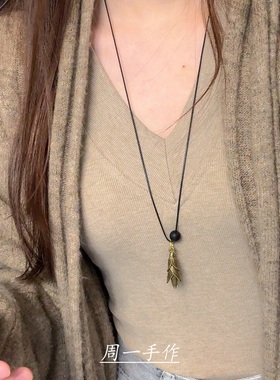 原创民族国风黑曜石玉米果实吊坠皮绳毛衣链个性独特简朴项链新式