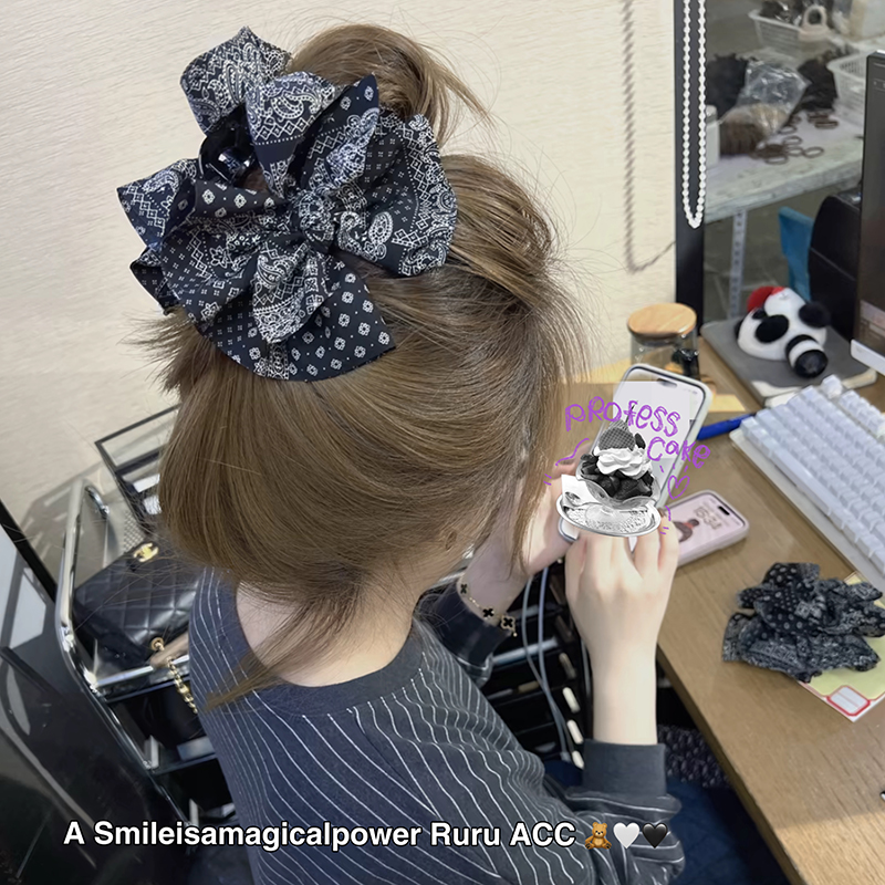 高级显发量腰果碎花黑色蝴蝶结抓夹大号盘发夹韩国网红少女鲨鱼夹
