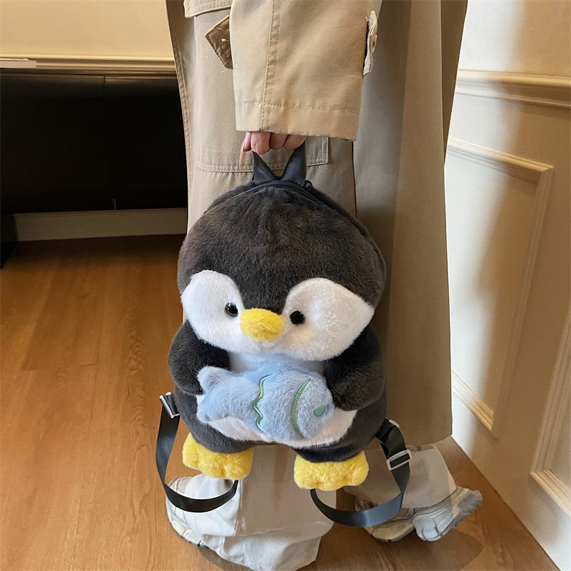 卡通企鹅抱鱼公仔包可爱毛绒包包少女玩偶双肩包休闲外出儿童书包,箱包皮具/热销女包/男包,双肩背包,淘宝优惠券,粉丝福利购,淘宝优惠卷