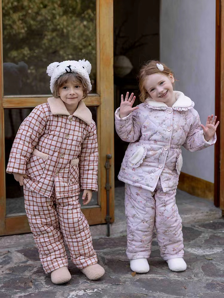 儿童三层夹棉加厚家居服套装男童女童保暖睡衣棉服