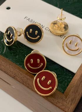圆形笑脸耳钉2026新款爆款法式耳环轻奢高级感小众设计感红色耳饰