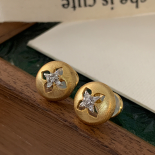 意大利四叶草耳钉小巧拉丝金属花朵耳环轻奢高级感宫廷风复古耳饰