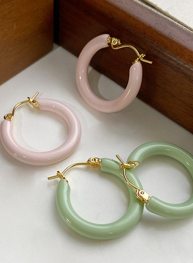 多巴胺春天圈圈耳环2025新款爆款绿色珐琅耳扣轻奢高级感耳圈耳饰