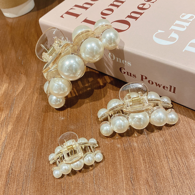 珍珠东大门名媛发夹高级感洗澡