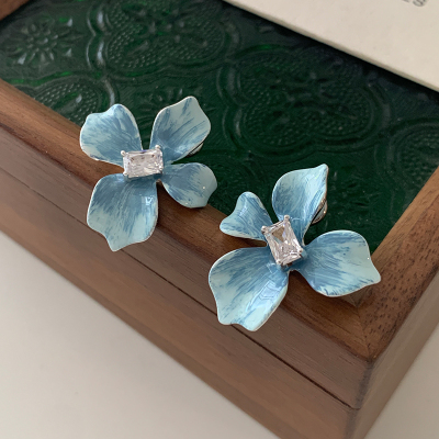 DSTYLE法式气质天空蓝花朵耳环女