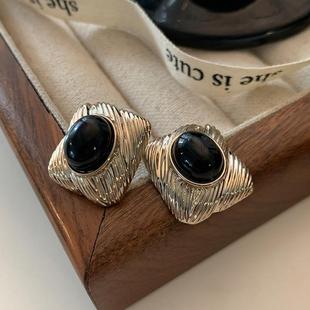 黑色耳钉 高级感耳饰轻奢法式 肌理感方形极简金属耳环2025新款 爆款