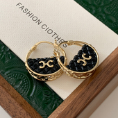 黑色皮质包包耳环2025新款 高级感凯旋门耳扣女轻奢气质小香风耳饰