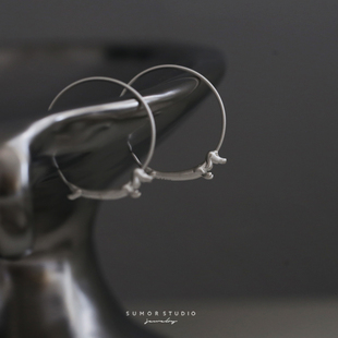 童趣腊肠狗狗耳环s925通体纯银哑光质感可爱精致创意小众耳饰E25