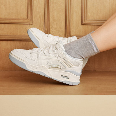 李宁秋季月白女子休闲运动板鞋