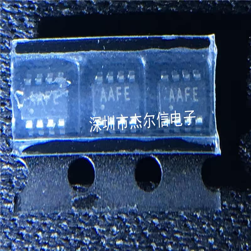 MAX9142EKA+T MAX9142 丝印AAEF MAXIM SOT23-8 全新进口原装直拍