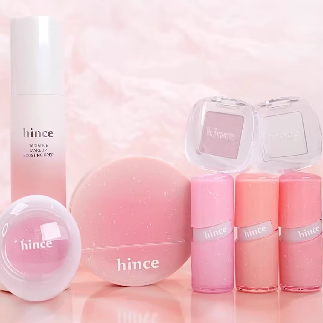 2025年韩国hince圣诞限定雪花系列气垫眼影腮红唇釉液体高光棒